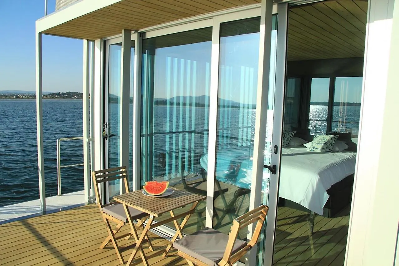 Barco Casa Fuzeta Hotel Portugal